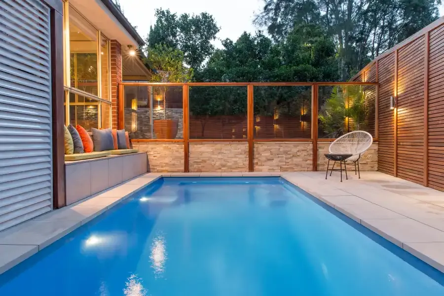 Plunge pool range