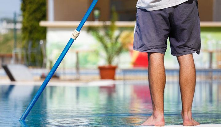 The Best Way to Clean a Pool: A Fibreglass Routine