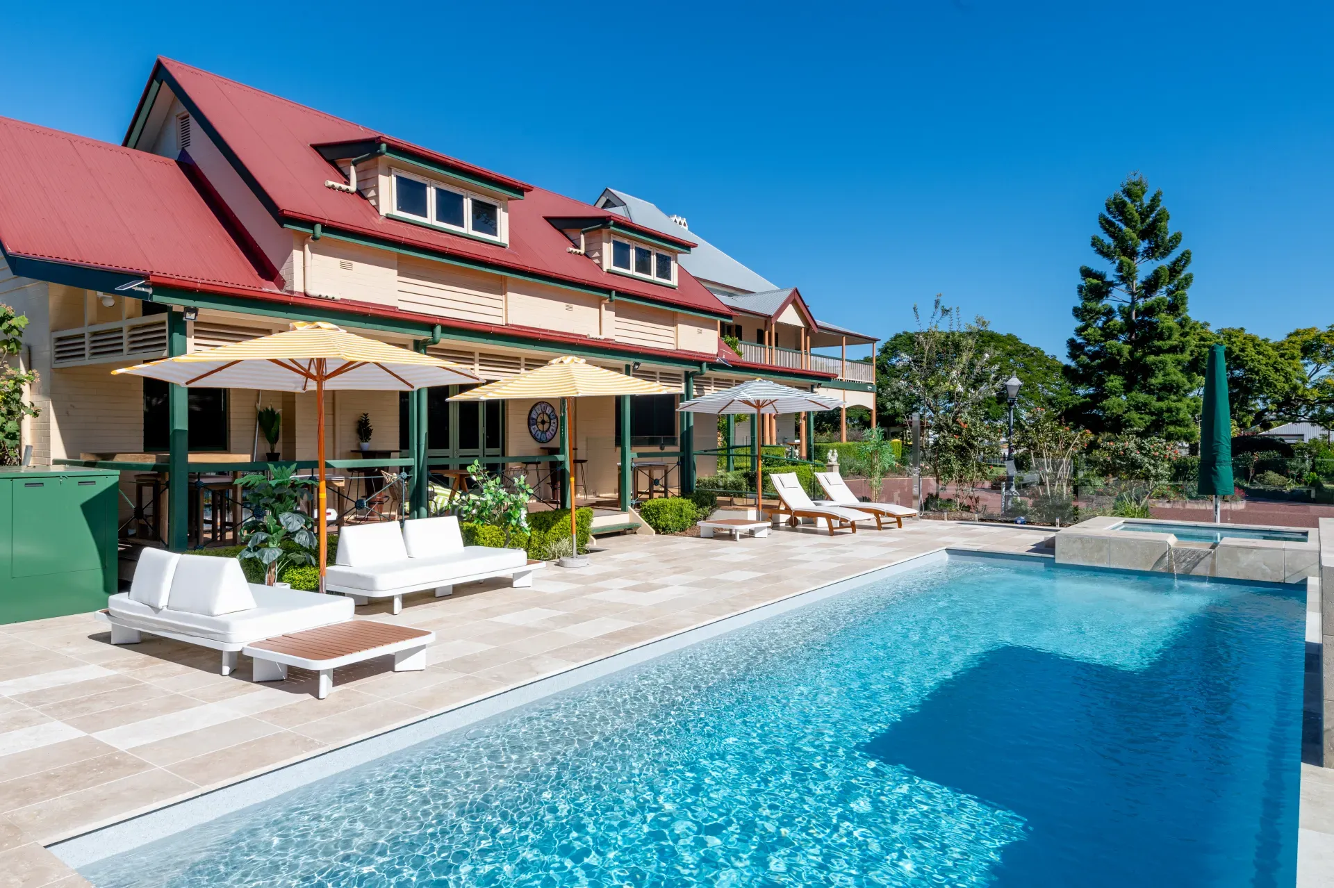 Kensington & Spa fibreglass pool in Silver Mist, Booval — daytime — MFP Easy installation